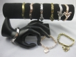 9 armbanden in 3 kleuren en 3 uitvoeringen