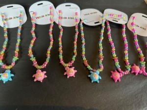 Partij van 6 kinderkettingen met schildpadje