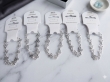 Vijf Elegante Zilverkleurige Armbanden voor Elke Gelegenheid